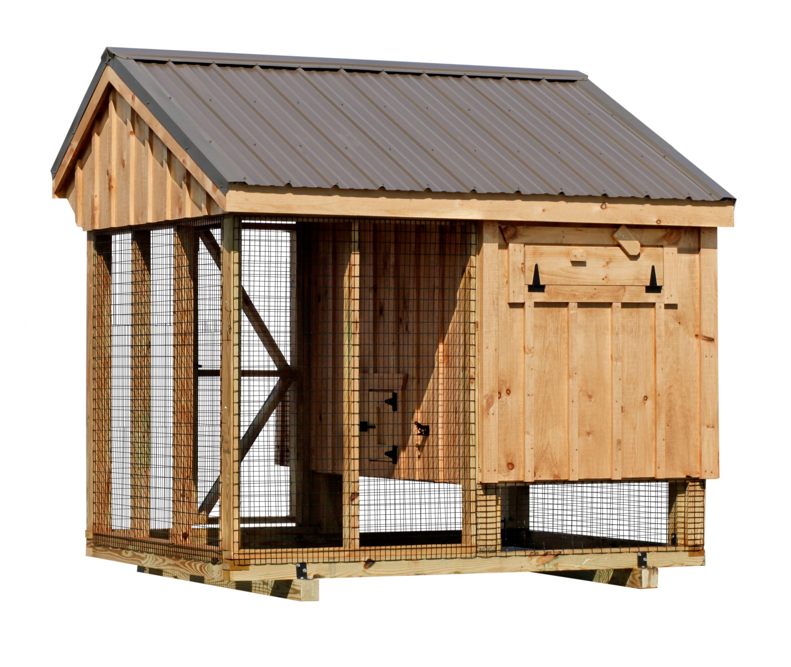 Exterior of a 6x8 Quaker Combination chicken coop