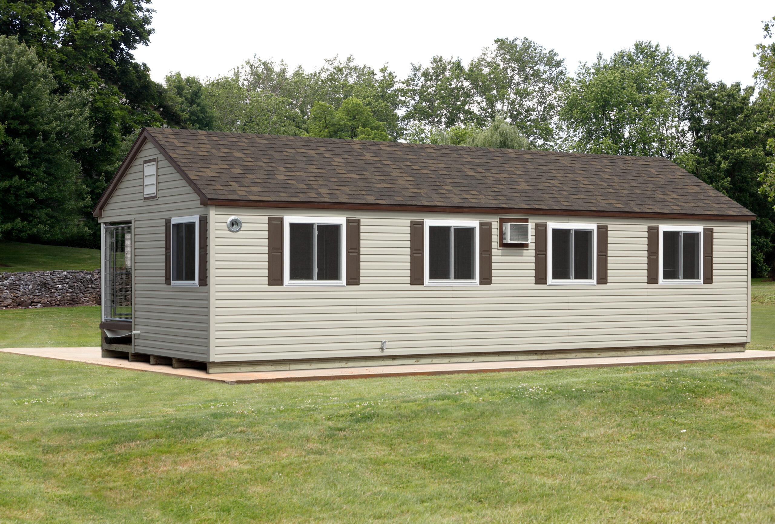14x32 commercial kennel back