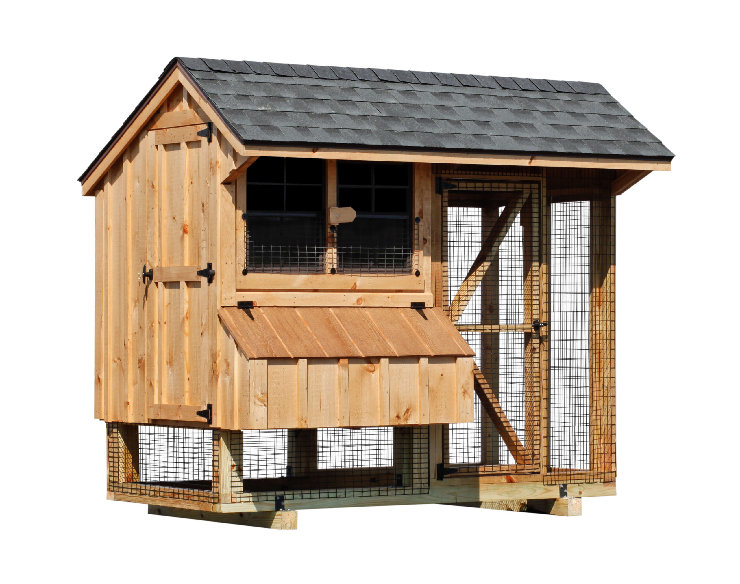 Exterior of a 4x8 Quaker Combination chicken coop