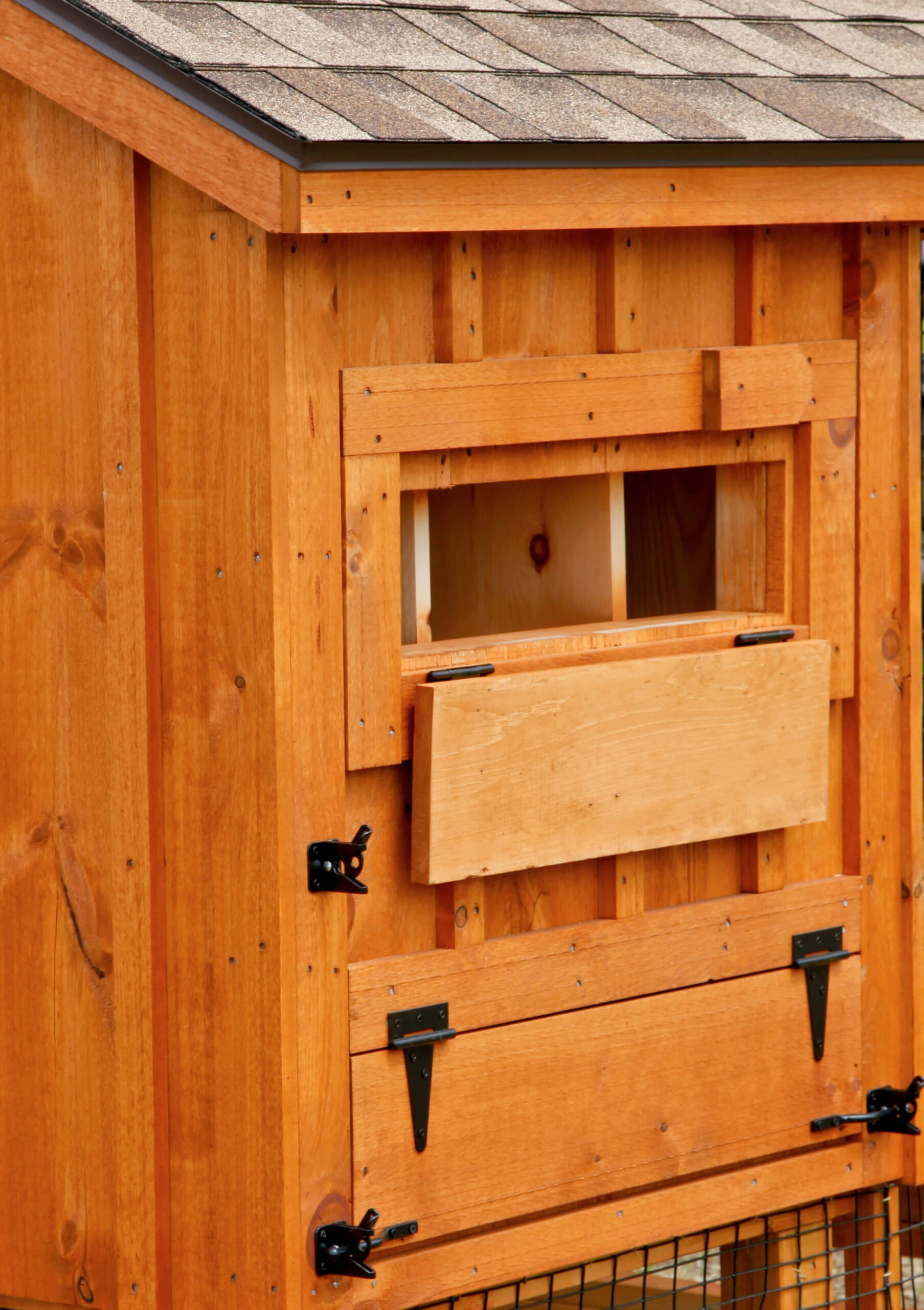 Close up of details of a 5x7 A-Frame Combination chicken coop exterior