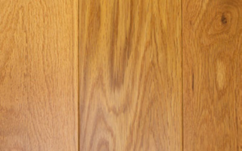 Close up of White Oak Style 1 flooring.