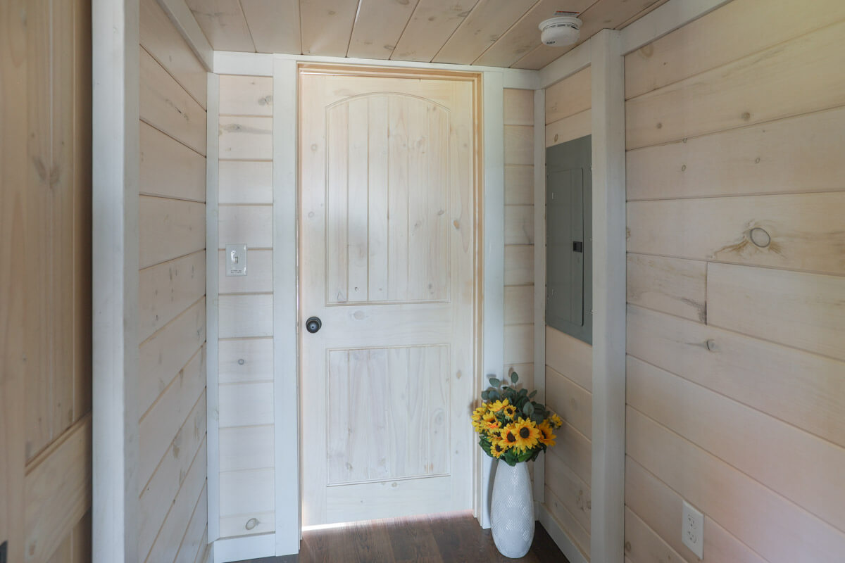 hallway in summit view park model